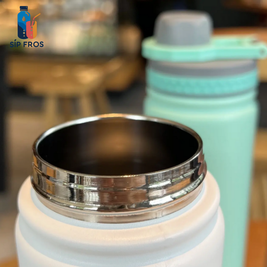 Sports Hydration With Foldable Handle